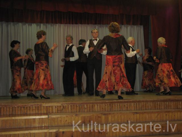 Senioru deju grupa "Baltābele"